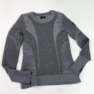 Under Armour Shirt Mens XS Intelliknit Crew Neck Long Sleeve Runner Gray